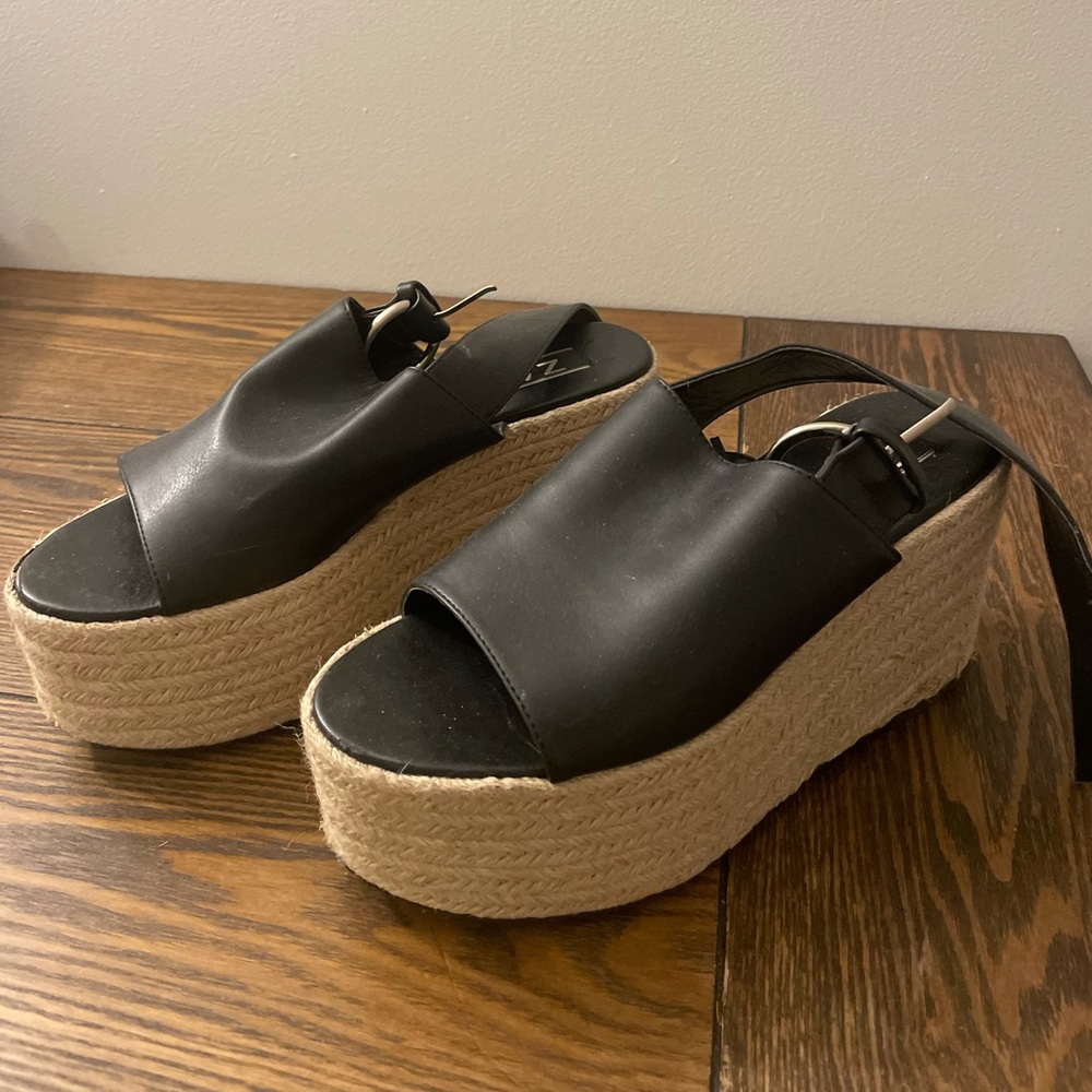 Zara black leather espadrille size 8
